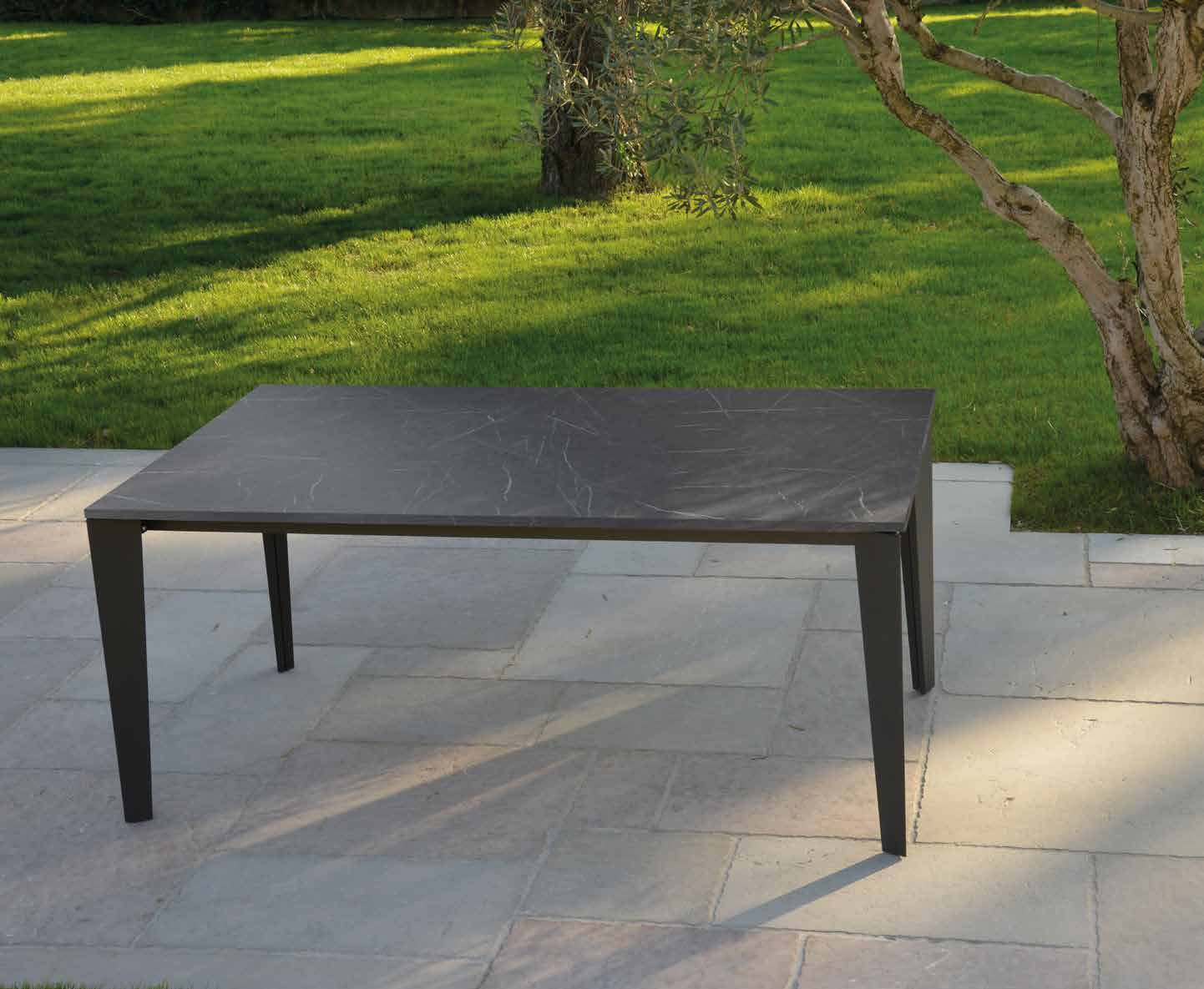1682 TAVOLO NOBILITATO 90 X 160/210/260 NERO